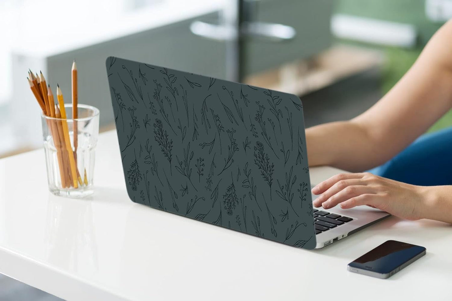 LanBaiLan Compatible for MacBook Pro 13 inch with Touch Bar 2022 2021 2020 2019 2018 2017 2016 Release M1 M2 A2338 A2289 A2251 A2159 A1989 A1706 A1708, Laptop Hardshell Case & Keyboard Cover, Grass