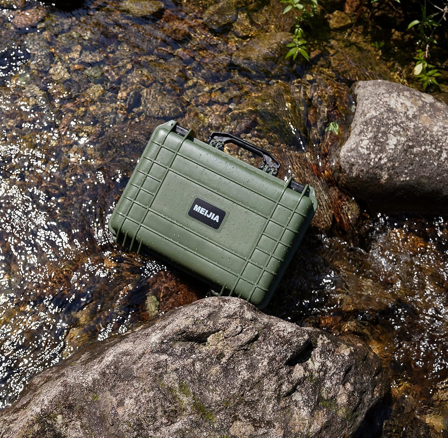 MEIJIA Portable All Weather Waterproof Protective Case,Hard Case,Camera Case With Customized Fit Foam,Fit Use of Drones,Camera,Equipments,Pistols,13.35 x11.63x5.98inches (Green)